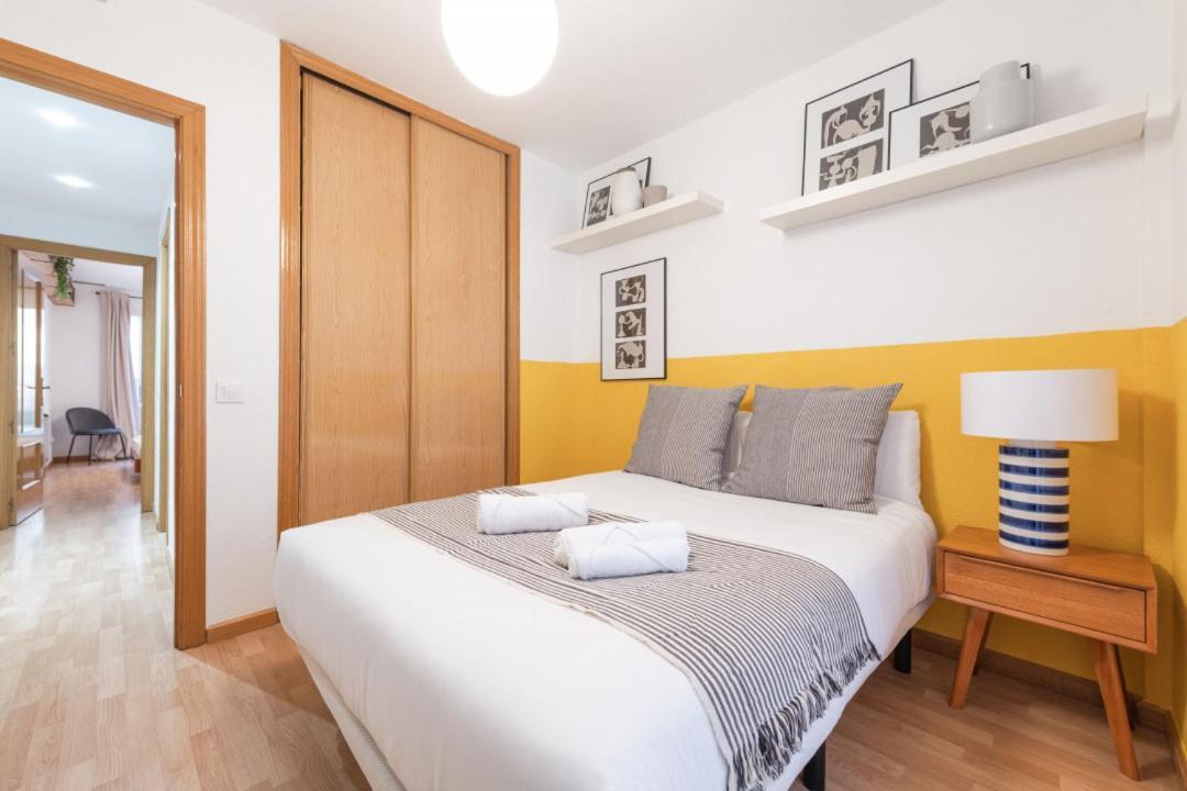 2 Bedrooms 2 Bathrooms Furnished - Malsana - With Pool - Mintystay Мадрид Экстерьер фото